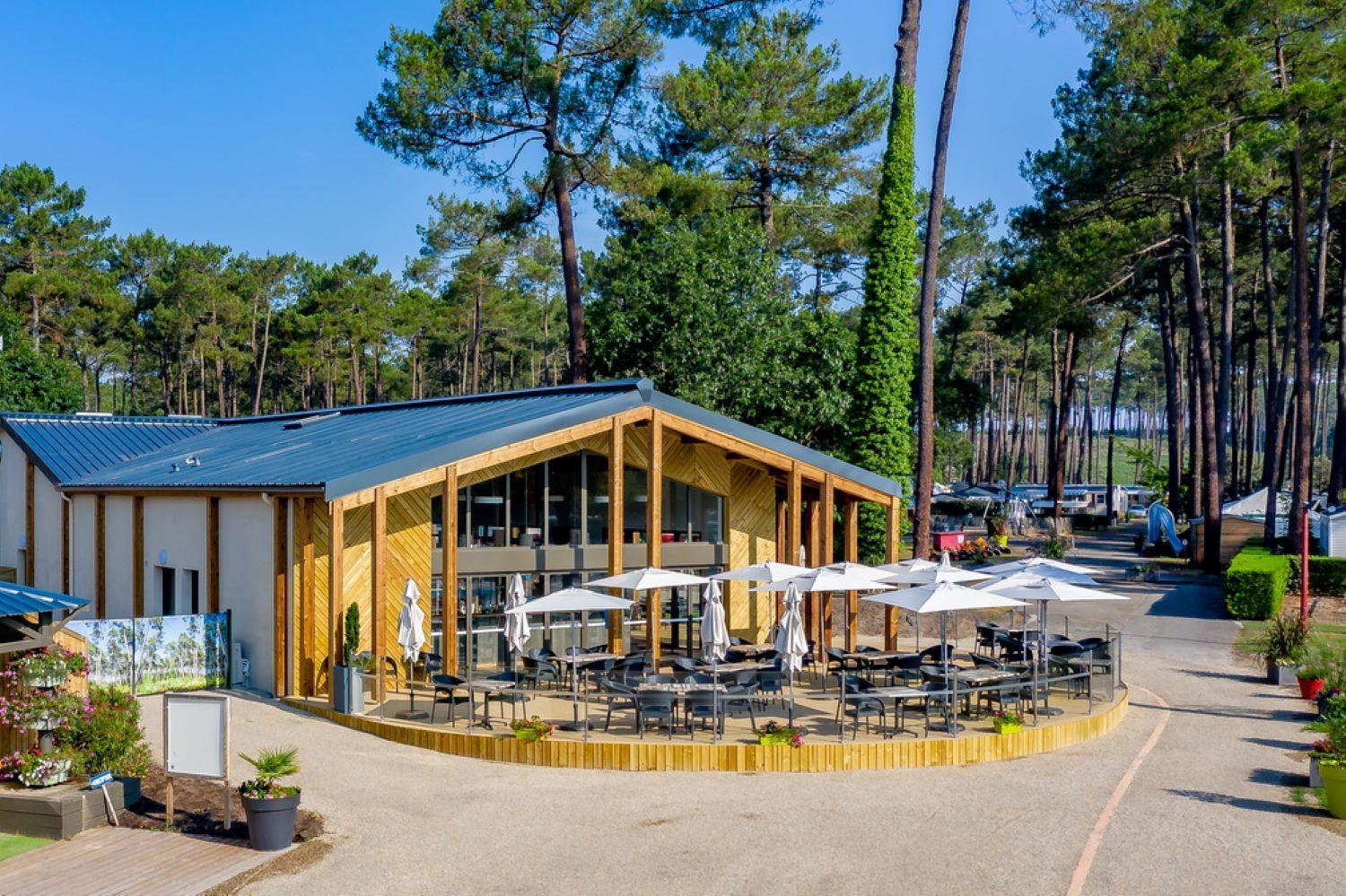 Sbvacances Tout Confort 2Ch Et 1Sdb, Environnement Calme Et Verdoyant Dans Camping 4 Etoiles Saint-Julien-en-Born Ngoại thất bức ảnh